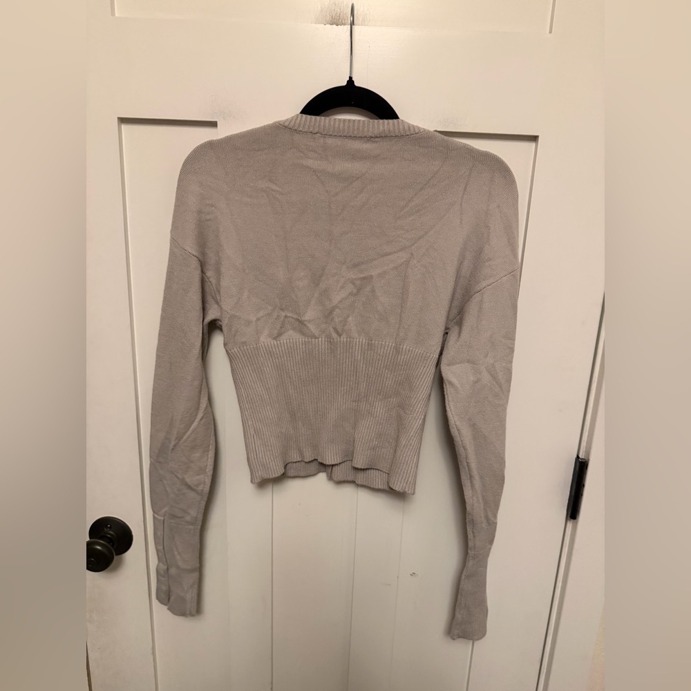 Lioness Head in the Clouds Crewneck Cardigan size XXS Neutral Soft - Picture 7 of 10